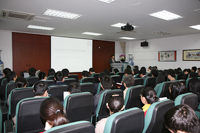 A delegation from CUHK participates in a joint research seminar in Beihang University